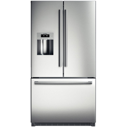 Bosch 800 B26FT70SNS 25.9 cu. ft. Refrigerator with Glass Shelves & Exterior Ice/Water Dispenser